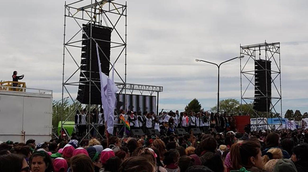 El encuentro empezó oficialmente a las 10 de este sábado en Trelew. 