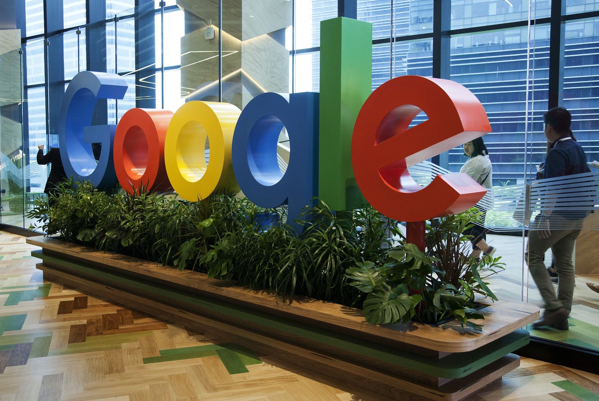 Google Works With Shopify to Spur Commerce, Retail Ad Spending