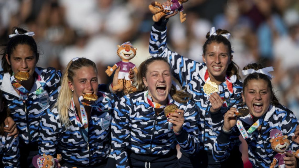 Record medal haul for Argentina as Youth Olympics draw to a close.