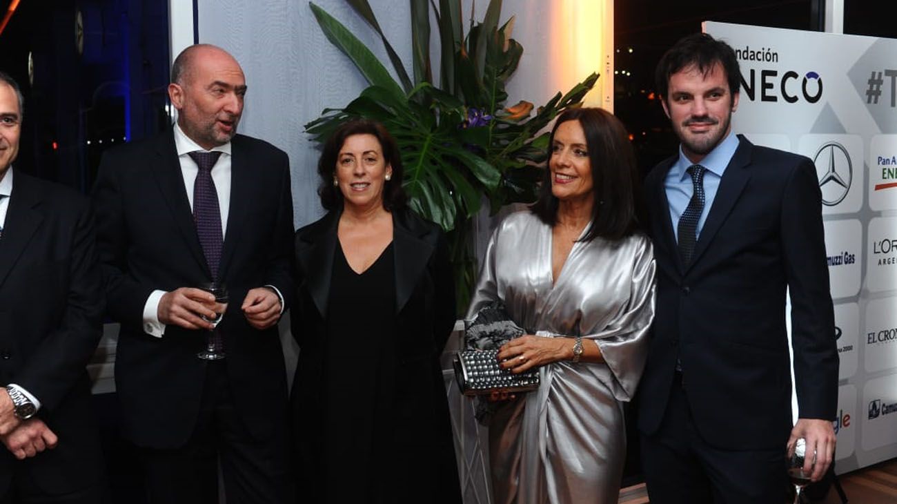 Personalidades de diferentes ámbitos dijeron presente en la Cena Anual de la Fundación INECO en el Yatch Club de Puerto Madero.