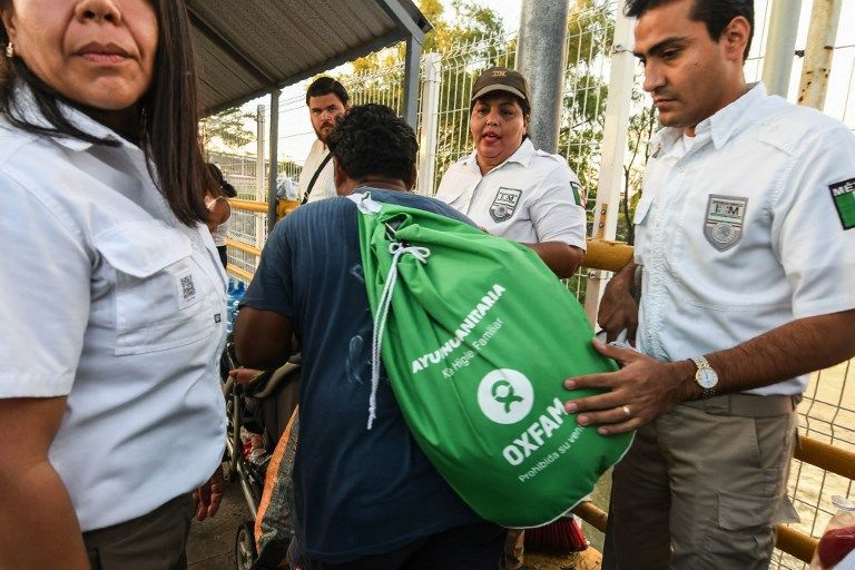 La caravana de indocumentados, que salió de Honduras el 13 de octubre con unos 1.000 migrantes que huyeron de la violencia, se hace más grande conforme sigue su recorrido hacia México. 