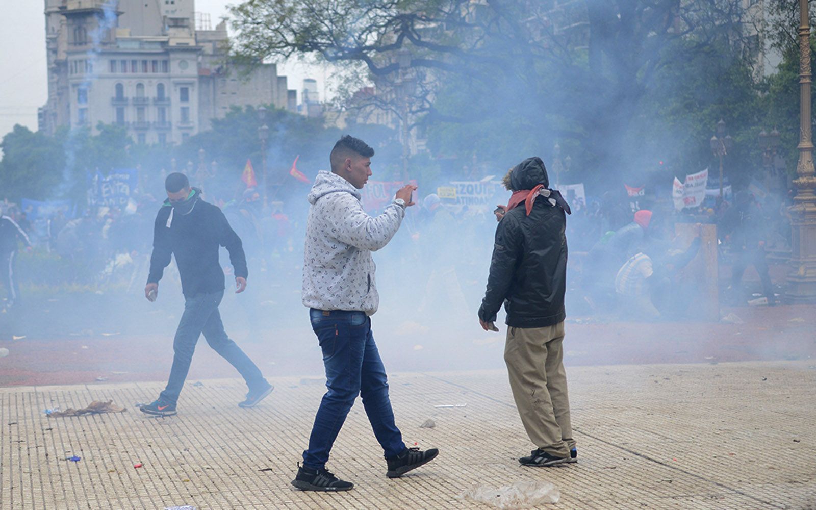  Incidentes en el congreso durante la votación del presupuesto