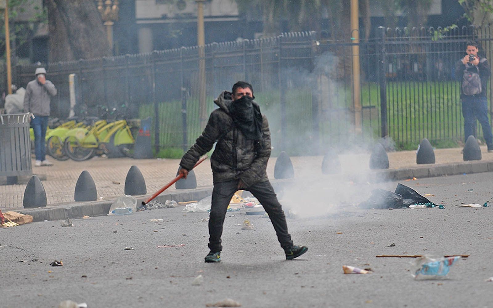 Incidentes en el congreso durante la votación del presupuesto