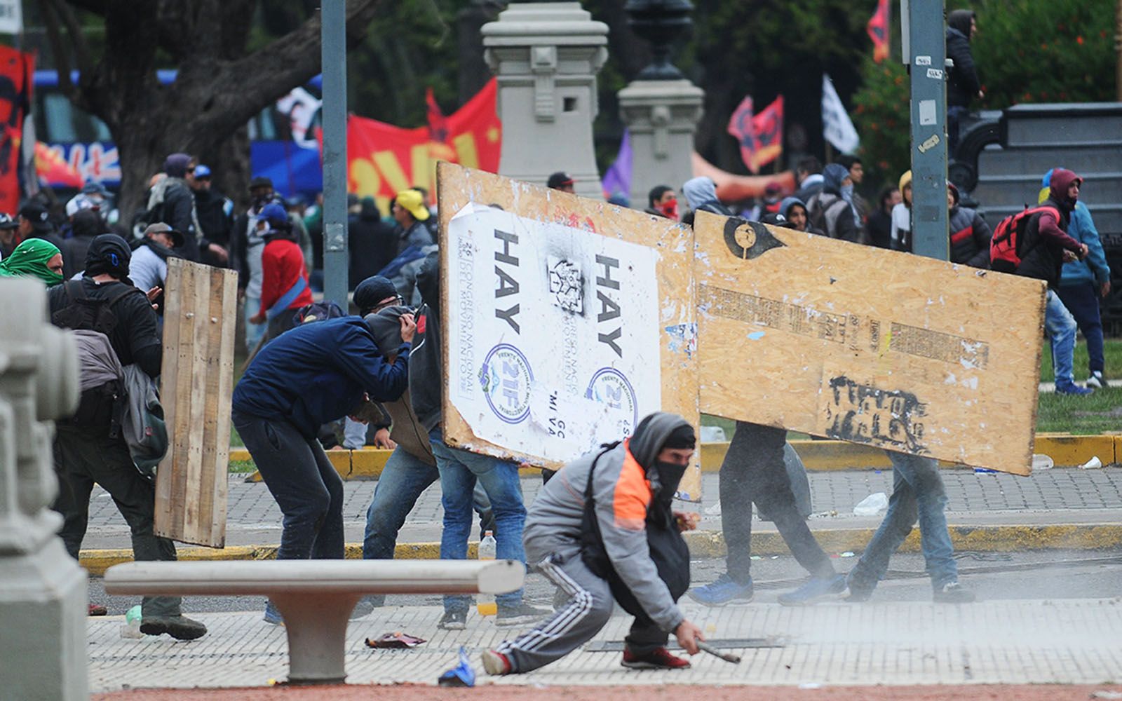 Incidentes en el congreso durante la votación del presupuesto