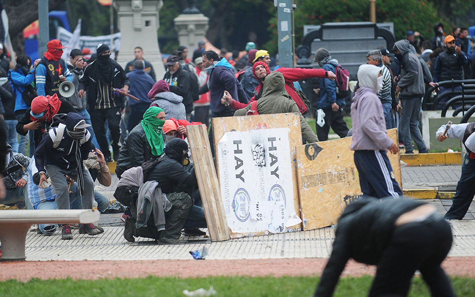 Incidentes en el congreso durante la votación del presupuesto