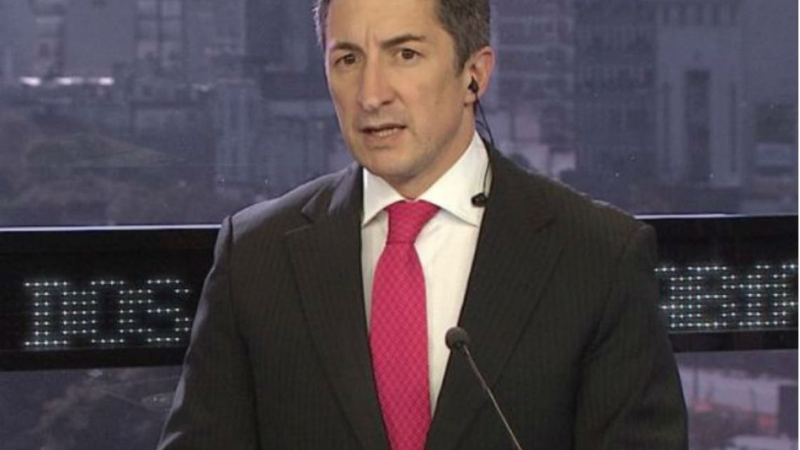 1129_adrian_ventura