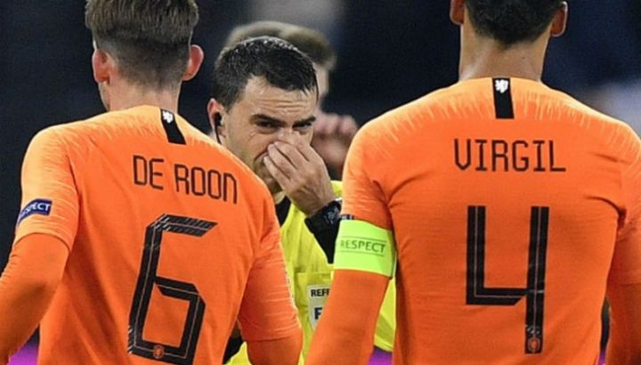 Ovidiu Haten arbitro holanda alemania muerte madre twitter