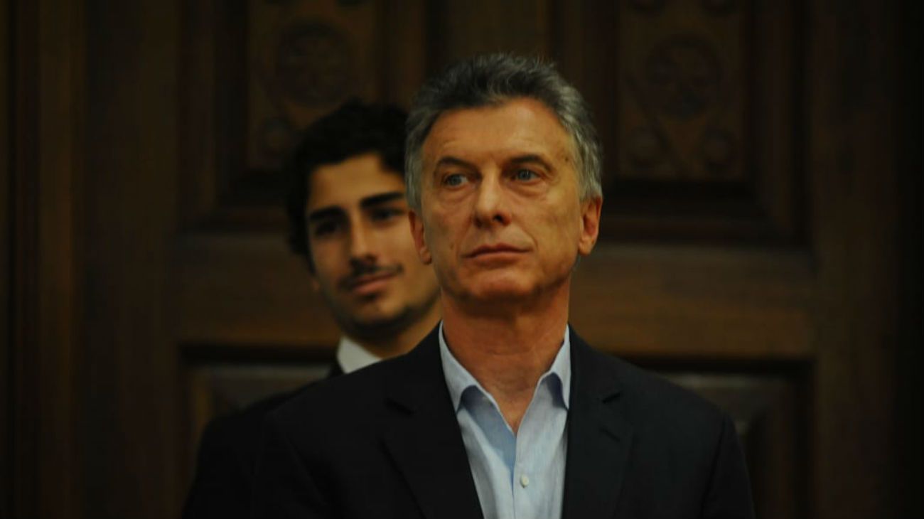 Mauricio Macri, Juliana Awada y Antonia en la confirmación de Valentina, la hija mayor de Juliana.