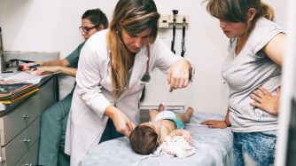 20181104_salud_medico_universidadaustral_g.jpg