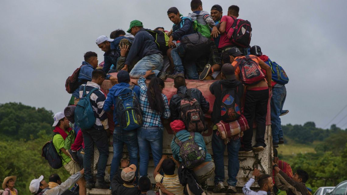 La multitudinaria caravana migrante llega a Ciudad de M xico Perfil