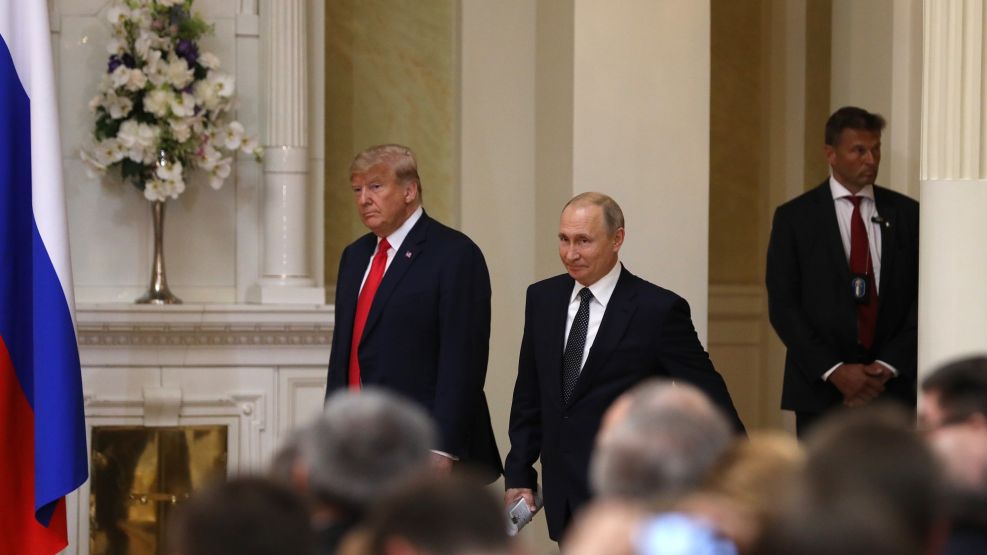 Trump Says `Probably Not' Meeting Putin in Paris This Weekend