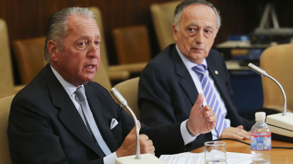El vice de la UIA, Daniel Funes de Rioja, junto al presidente, Miguel Acevedo.