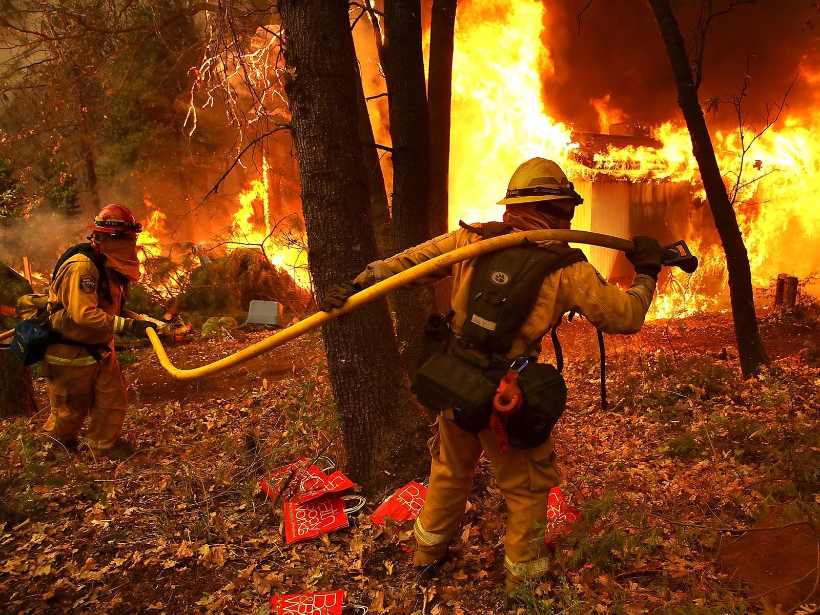 Incendios masivos en Estados Unidos.