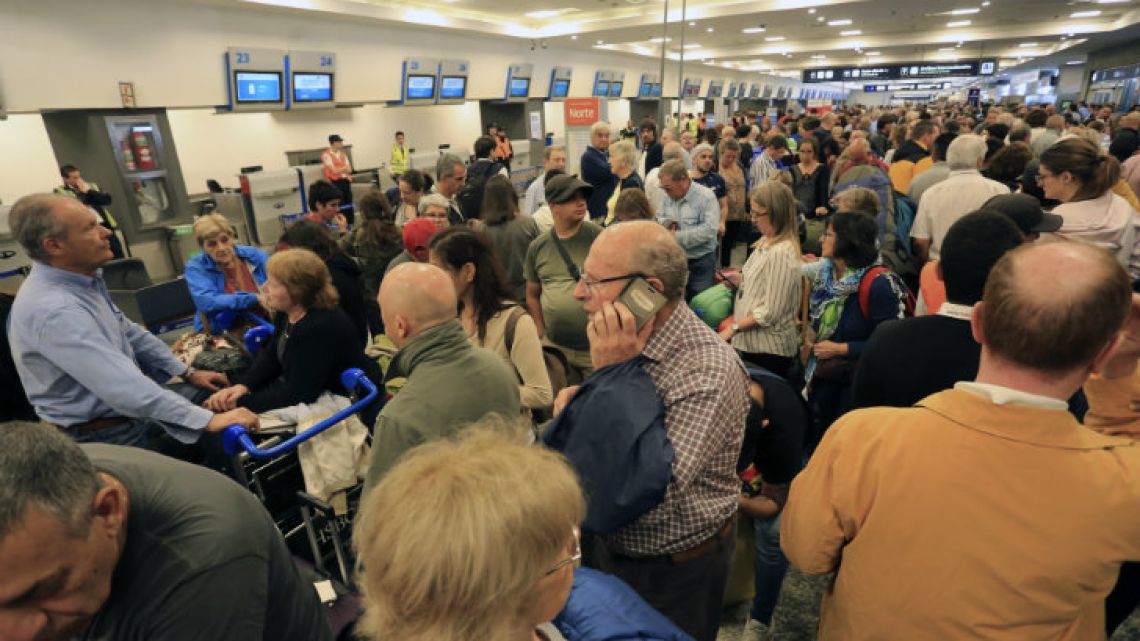 Over 150 flights had to be cancelled, leaving over 30,000 passengers stranded.