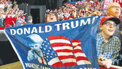 Unos contra otros. La figura del presidente norteamericano es disruptiva. Para unos es el mejor; para otros, el peor.