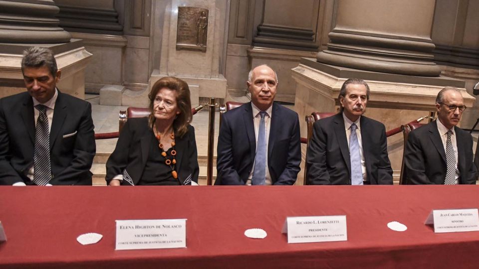 Juego de poder. El cuarto piso del Palacio de Tribunales está hecho un hervidero, cargado de pequeñas venganzas personales y presiones políticas de todo tipo.