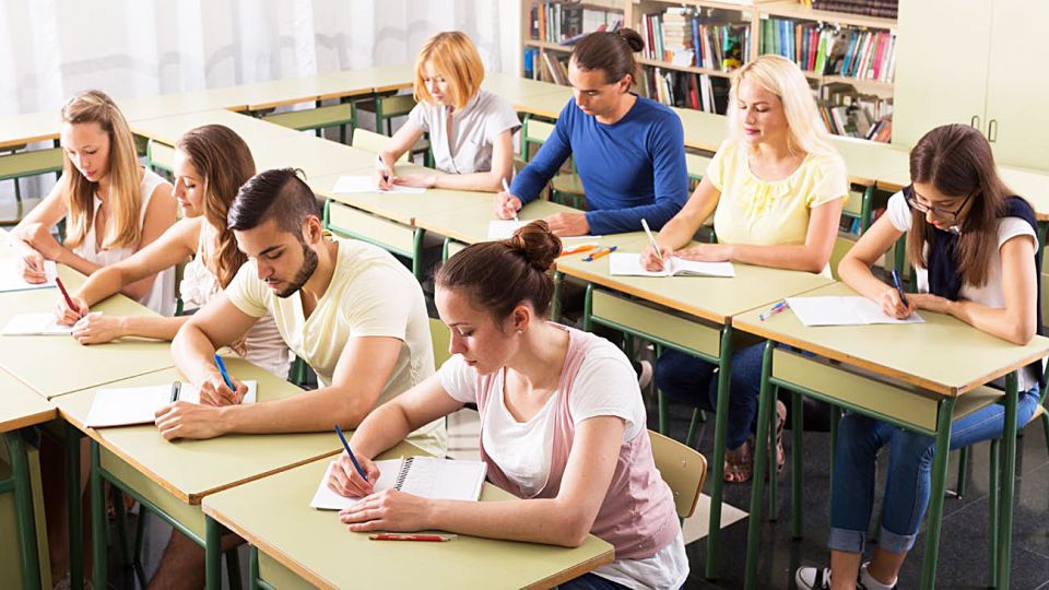 20181111_mujeres_educacion_shutterstock_g.jpg