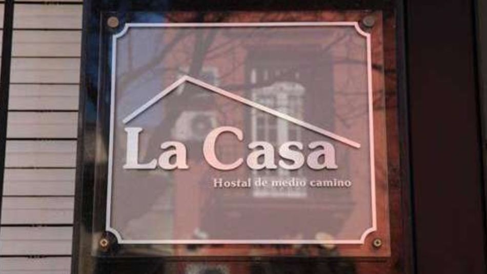La Casa Hostal
