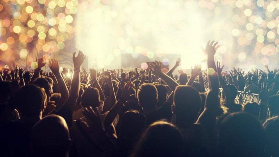 Una pareja fue filmada mientras tenía sexo durante el recital de los Pixies.