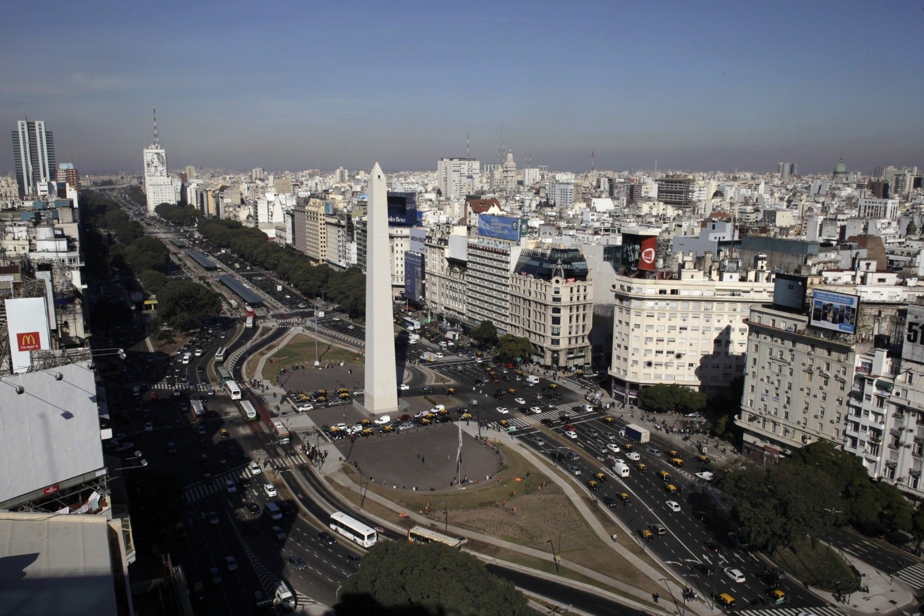 Argentine Bonds Rally After IMF Bolsters $57 Billion Line