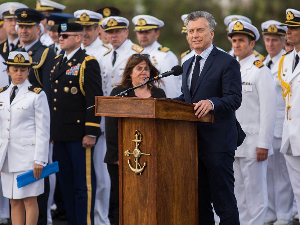 Mauricio Macri a los familiares del ARA San Juan: "Cuentan el primer | Perfil