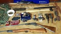 Las armas secuestradas a los detenidos por su presunta relación con Hezbollah.