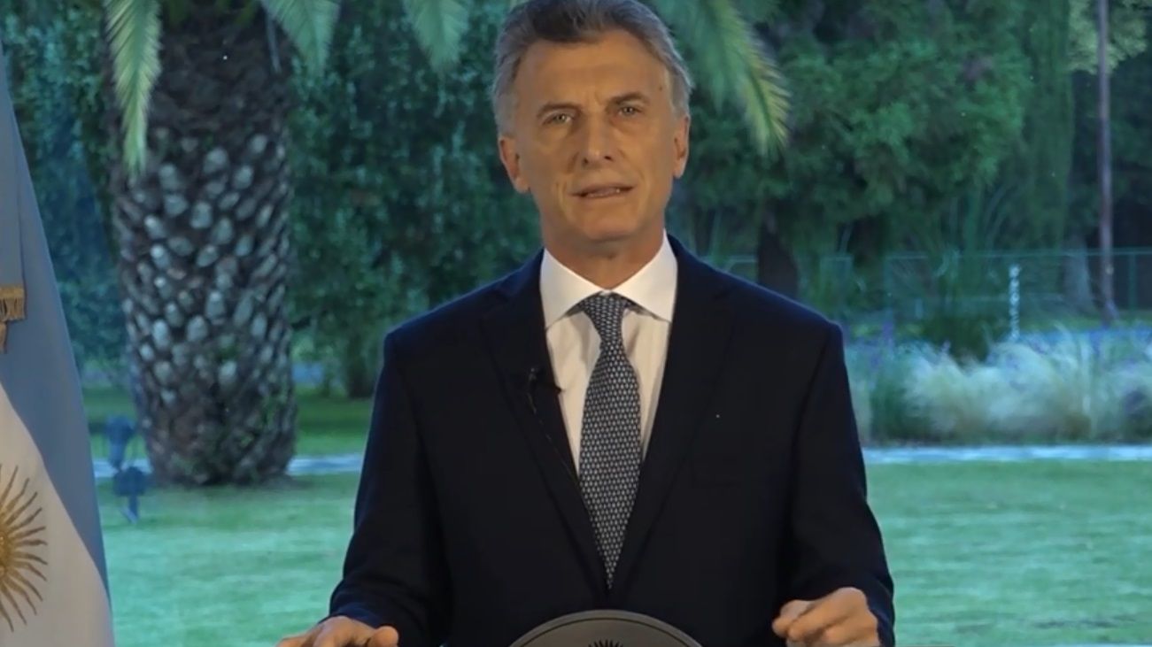 Macri decreta duelo nacional y promete investigar: "Es un profundo dolor"
