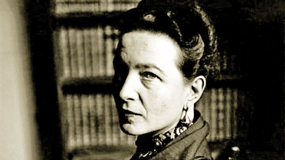 DE BEAUVOIR. “El poder no tolera más que las informaciones que le son útiles”. Niega el derecho de información a los periódicos que revelan las miserias y las rebeliones”.