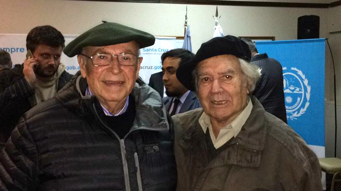 Mauricio Tenembaum, en una foto con Adolfo Pérez Esquivel.