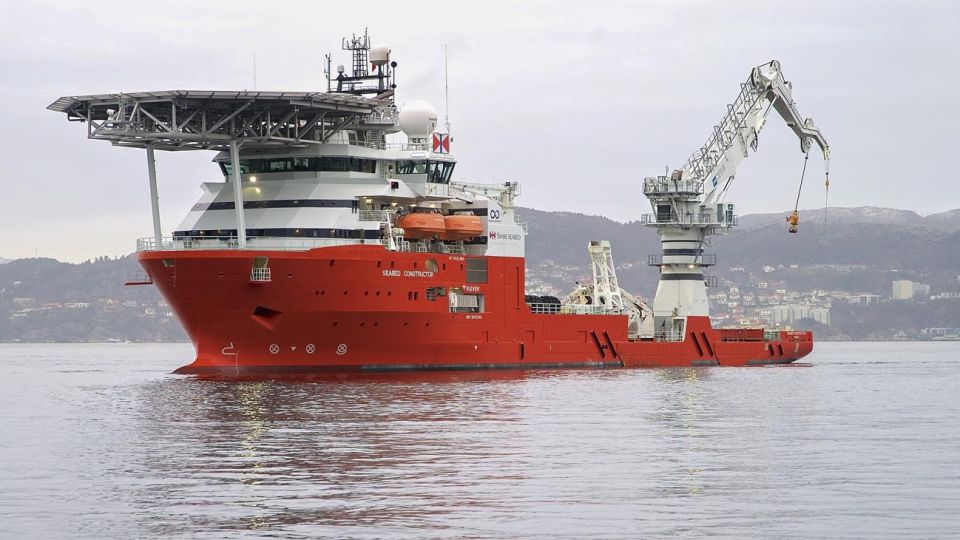 Operativo. El Seabed Constructor seguía ayer con los barridos en la zona 15A-4.