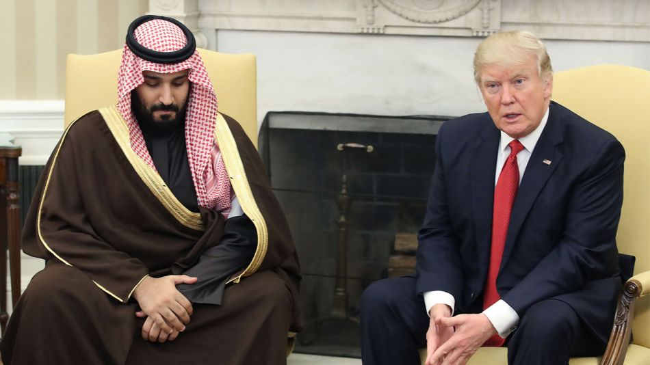 Donald Trump junto a Mohammed bin Salman