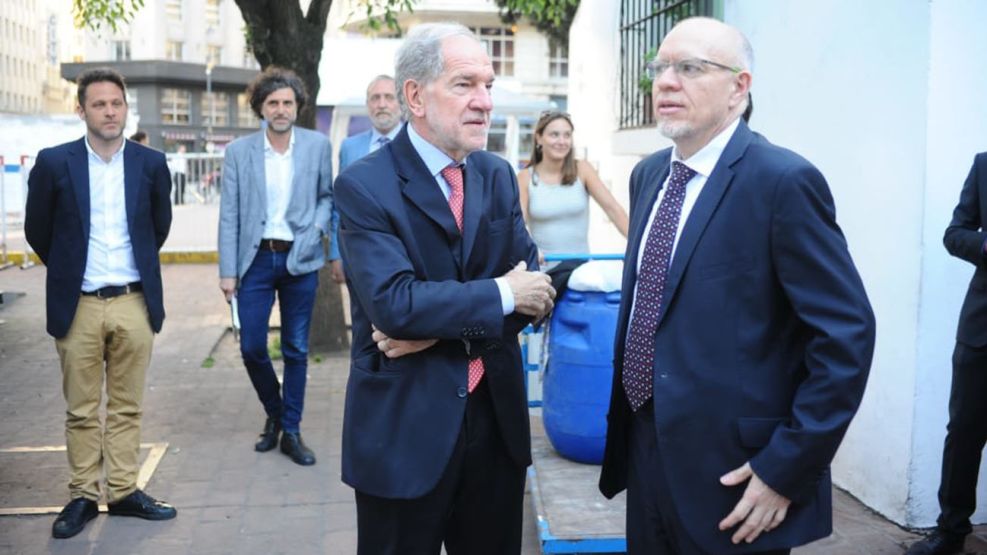 Héctor D'Amico junto a Jorge Fernández Díaz.