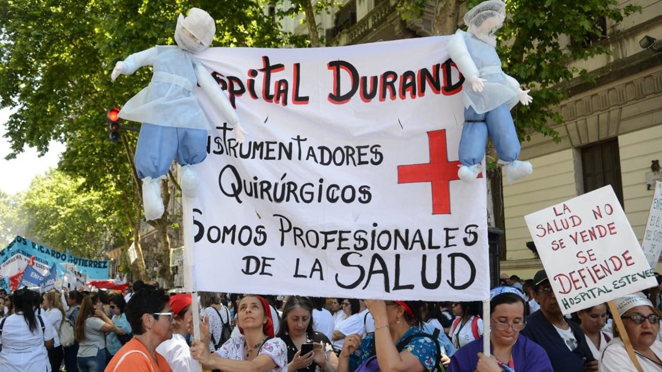 Marcha de la salud en Plaza de Mayo