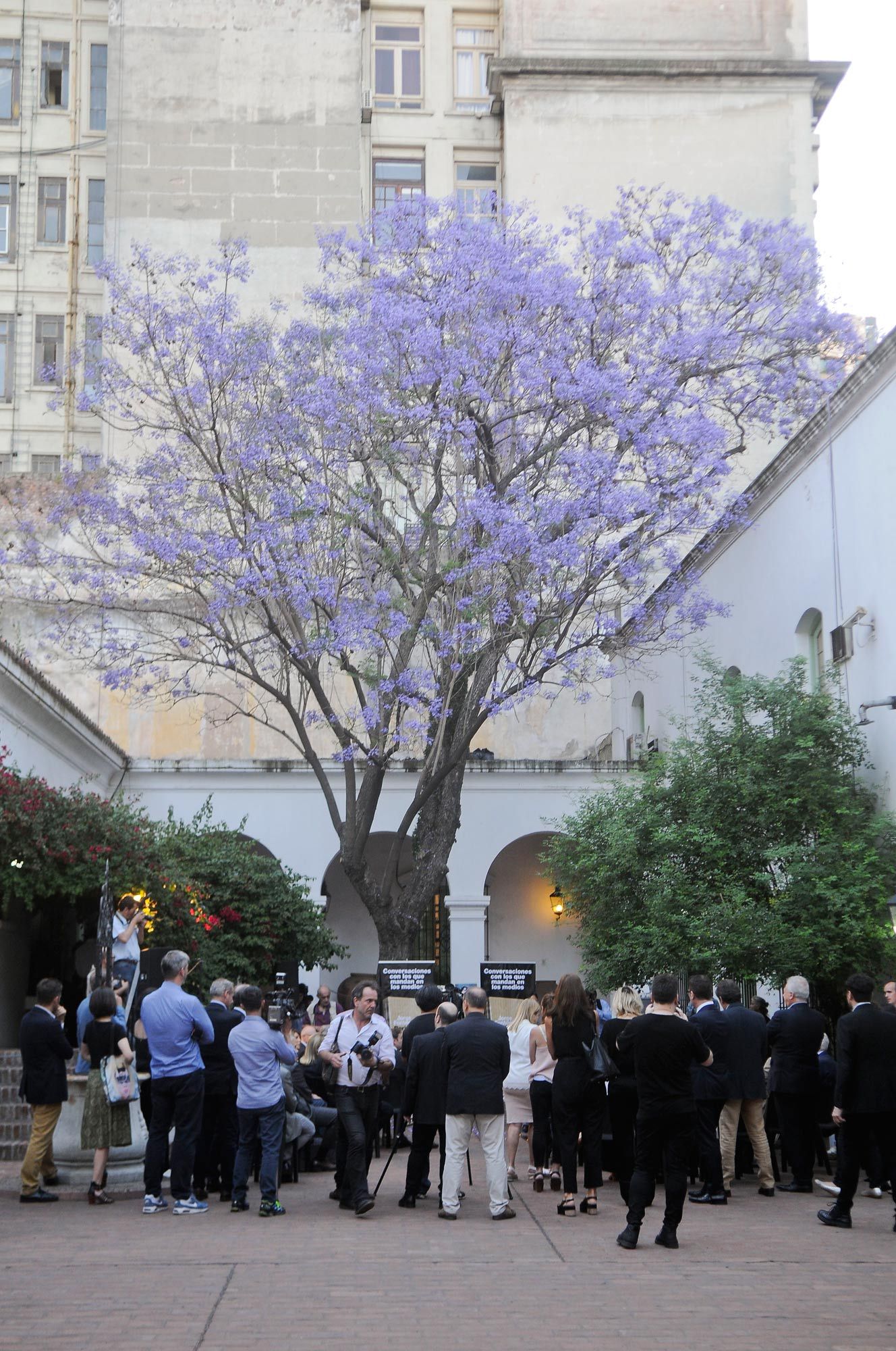 Cabildo Abierto de los Periodistas, durante el evento de presentación del libro de Fontevecchia.