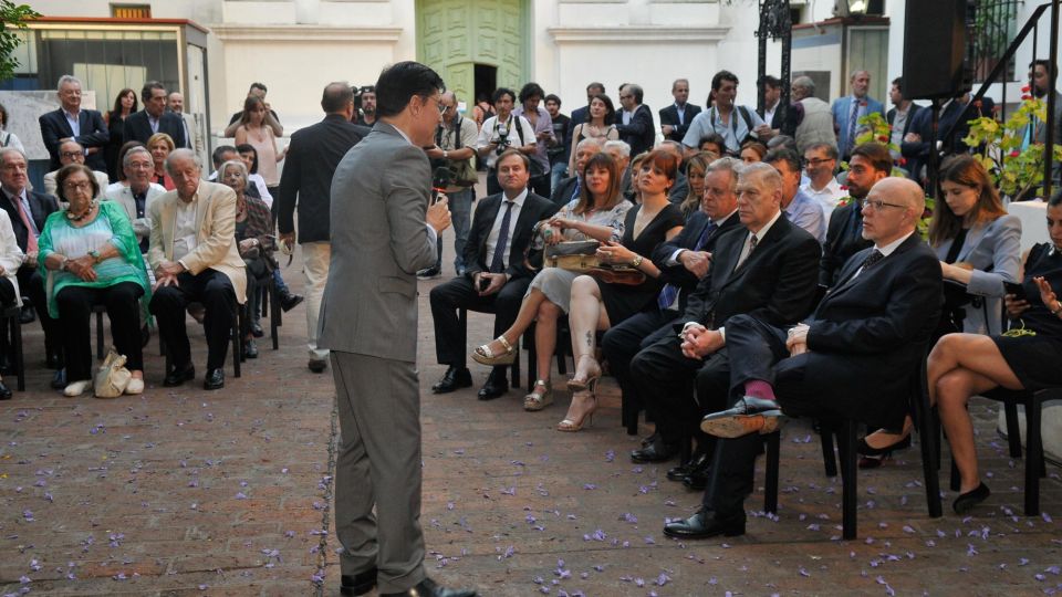 Jorge Fontevecchia encabezó la presentación del libro en el Cabildo.