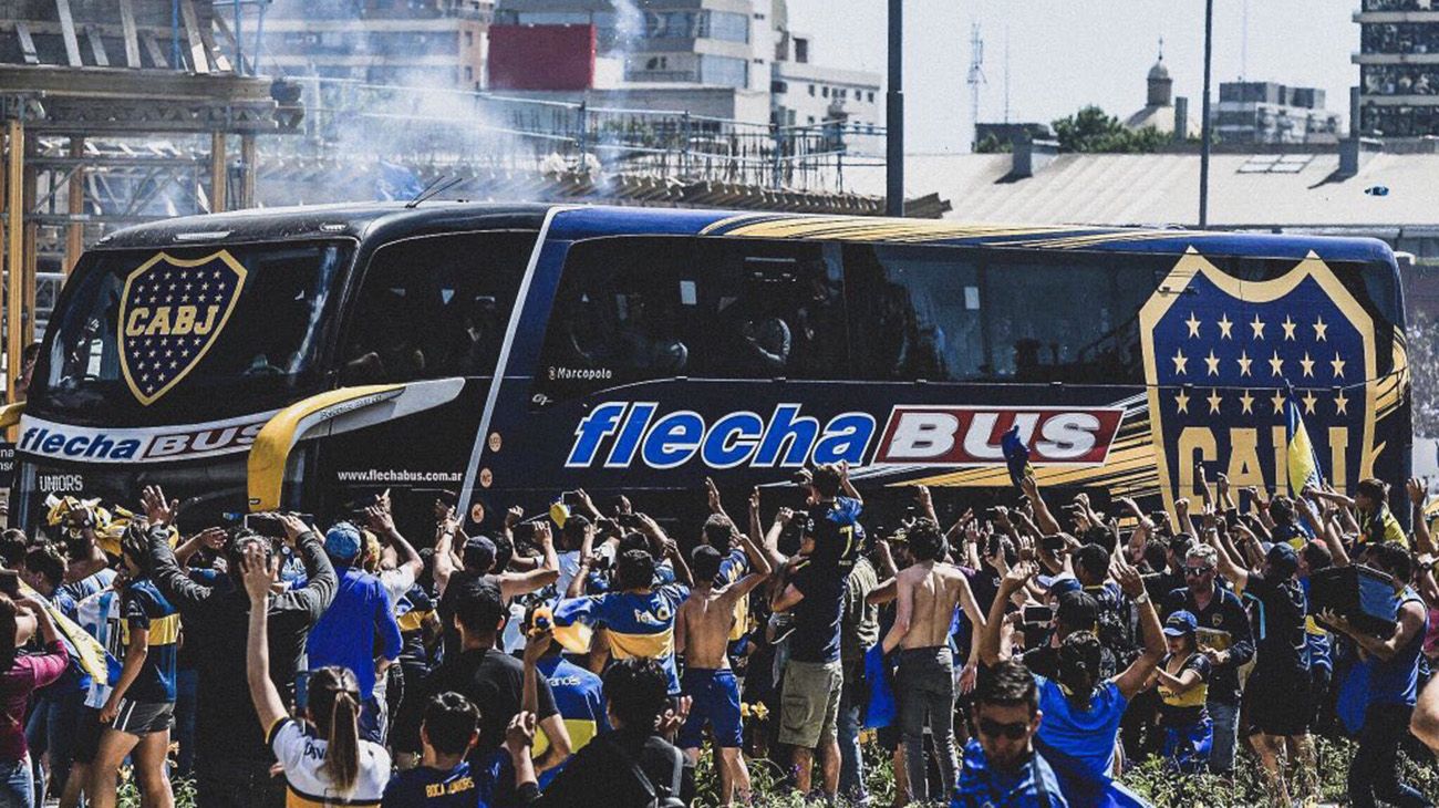 Incidentes en la previa del partido finalmente suspendido. 