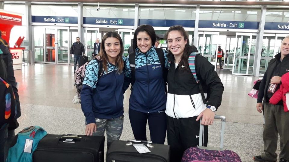 Cordobesas. Las hermanas Sánchez y Yazmín Marzo compitieron en India.