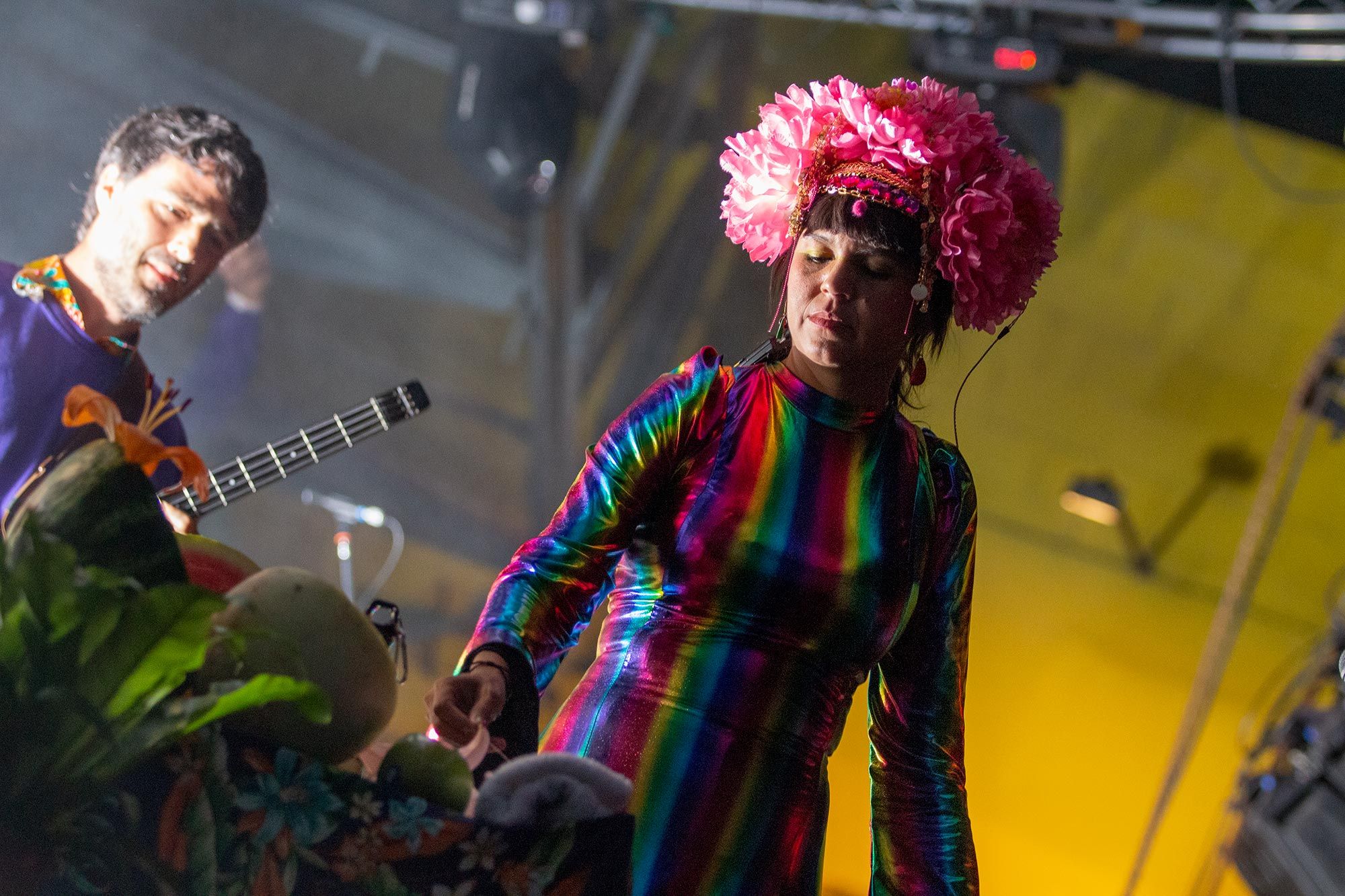 La Bomba Estereo brindó una fiesta psicodélica en el Konex