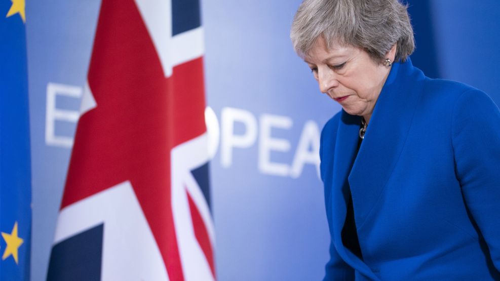 UK Prime Minister Theresa May Formalizes Brexit Agreement