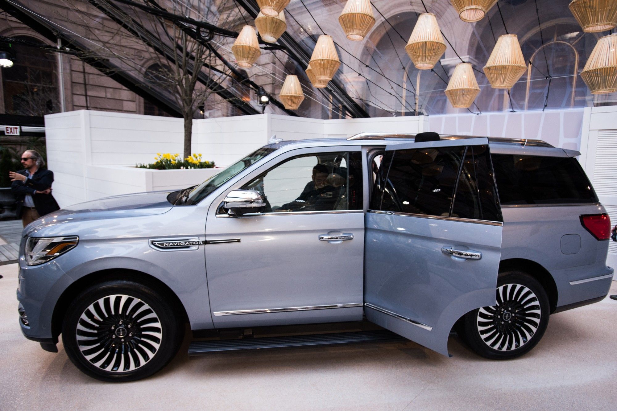 Lincoln Navigator