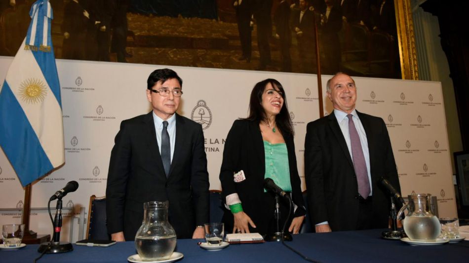 Donda-Fontevecchia-Lorenzetti-diputados-11282018-01