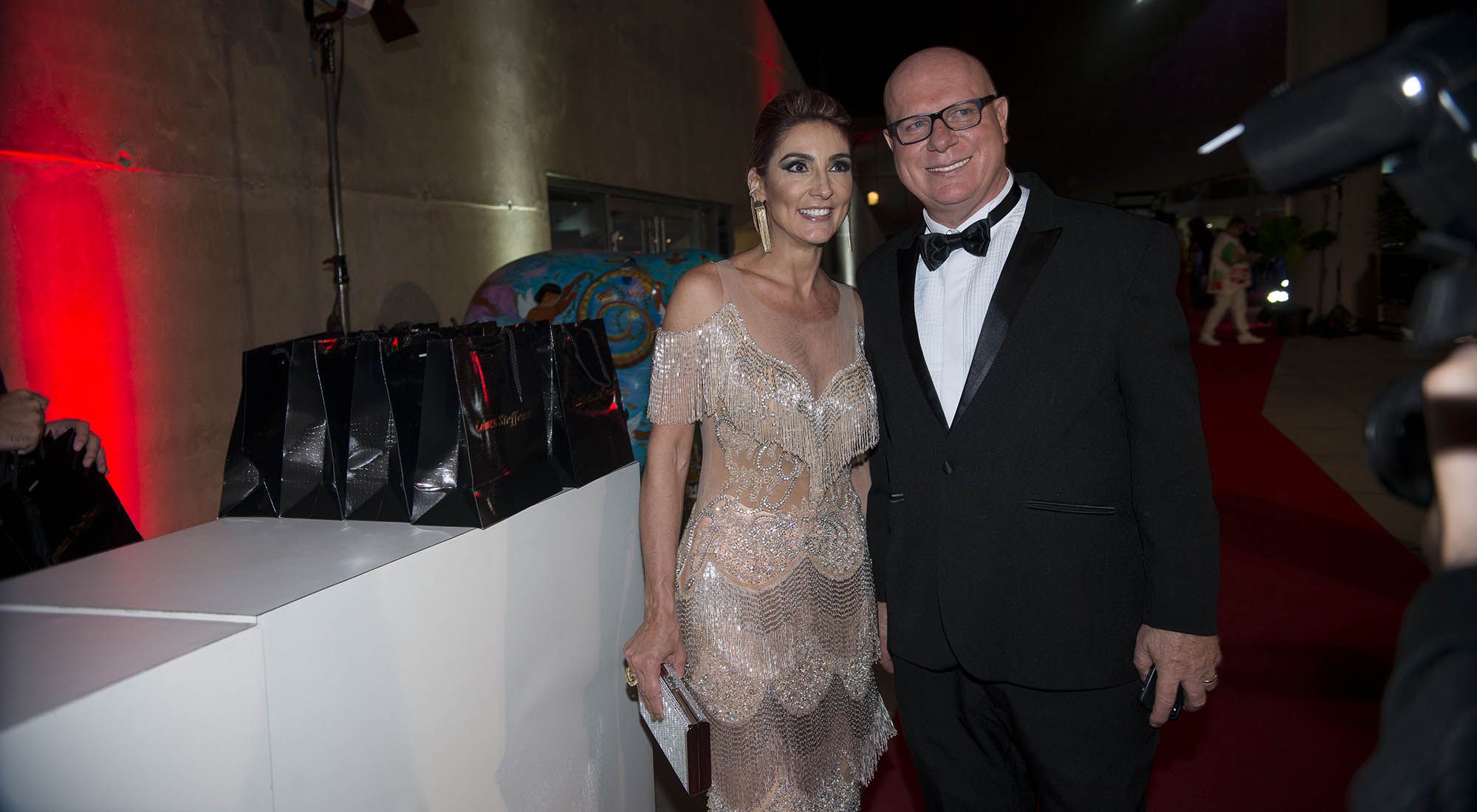 Caras Brasil festeja su 25° aniversario.