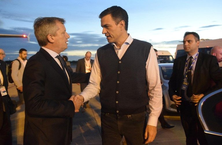 Emilio Monzó en la bienvenida al presidente del gobierno español, Pedro Sánchez.