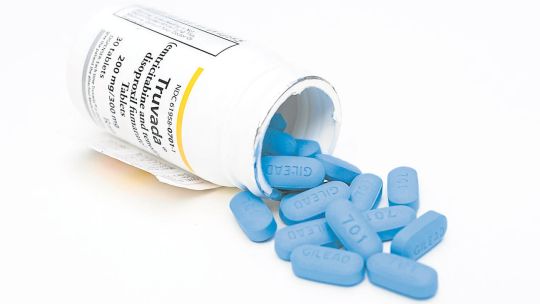 Pildora. El medicamento antirretroviral se debe tomar diariamente. Consiste en la combinación de dos drogas.