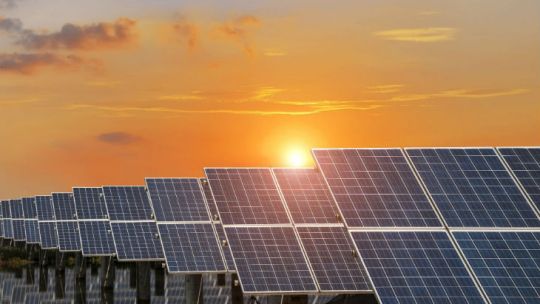 1221-energia-solar-00