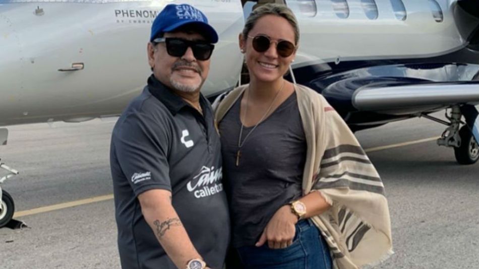 diego maradona_rocio oliva