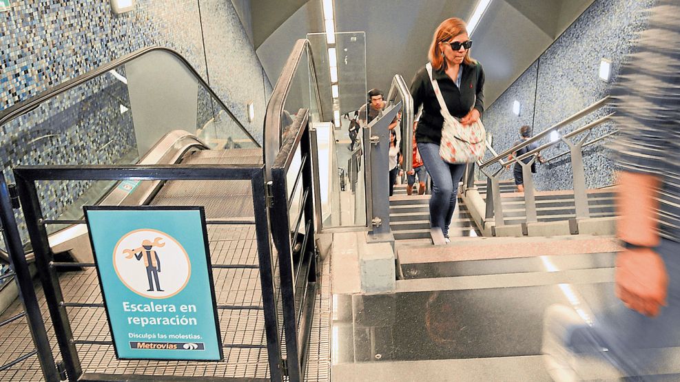 20181201_subte_escaleras_mecanicas_cuarterolo_g.jpg