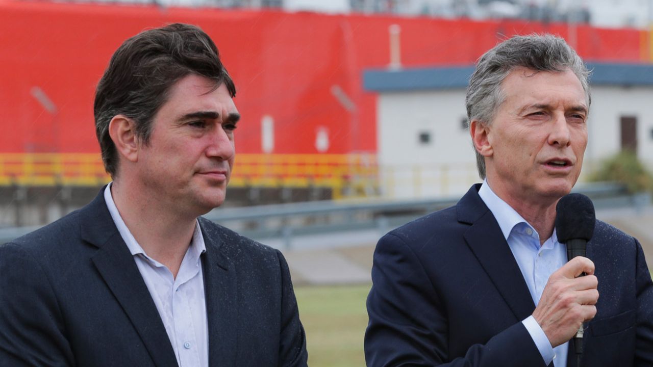 Amplían la denuncia contra Macri e Iguacel por la venta "a precio vil" de dos centrales eléctricas | Perfil