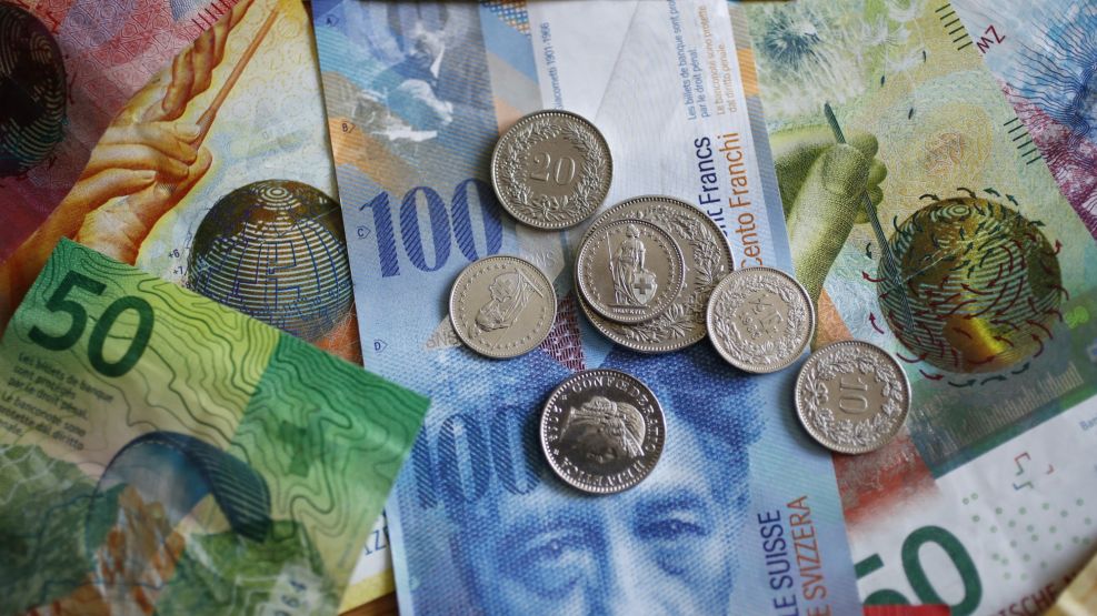 Swiss Village Says ‘Yes’ to 2,500-Franc a Month Free Money Trial