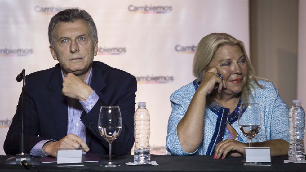 Mauricio Macri y Elisa Carrió, distanciados